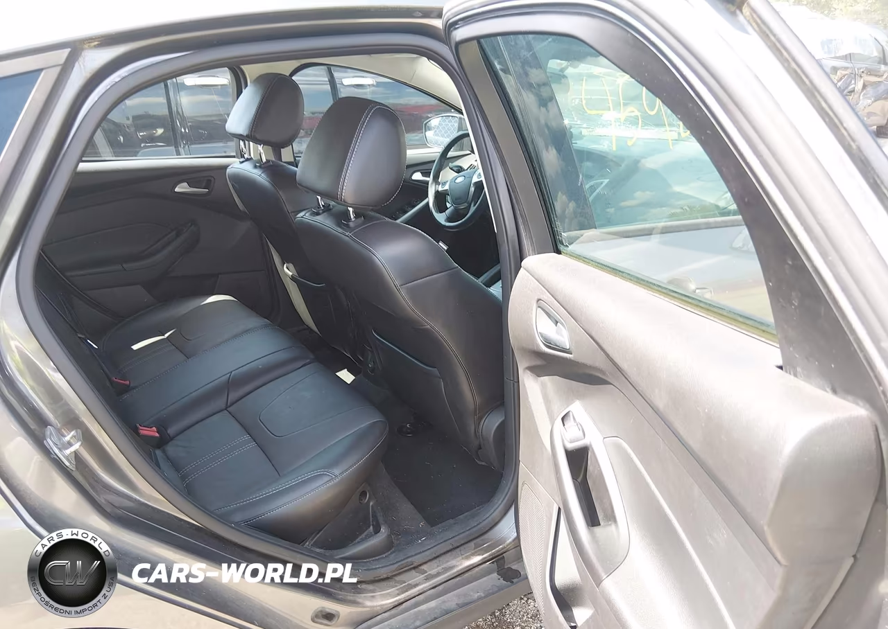 2014 Ford Focus Se VIN:1FADP3K28EL218244 - 8