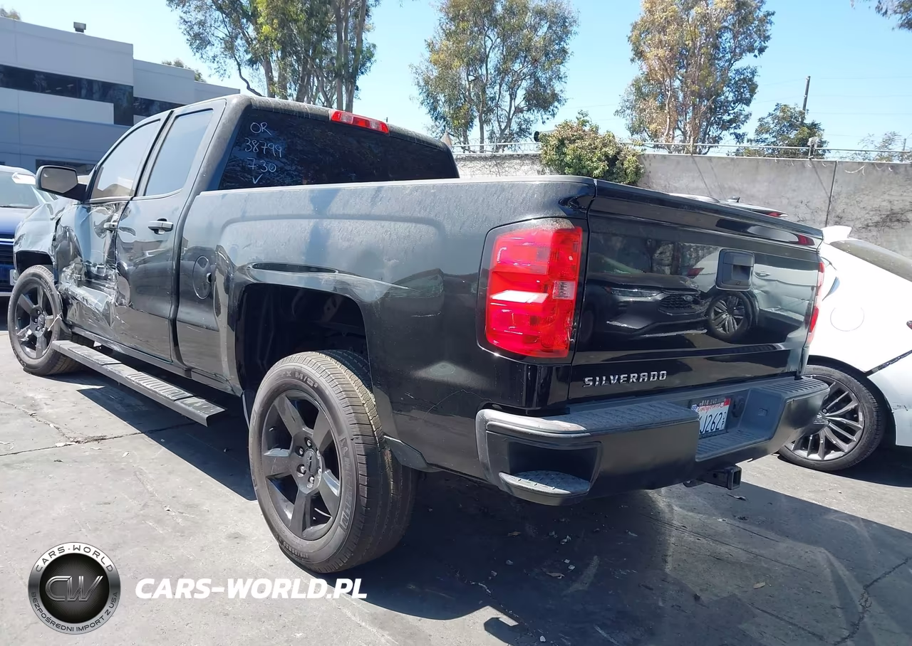 2015 Chevrolet Silverado 1500 Wt VIN:1GCRCPEH4FZ403618 - 3