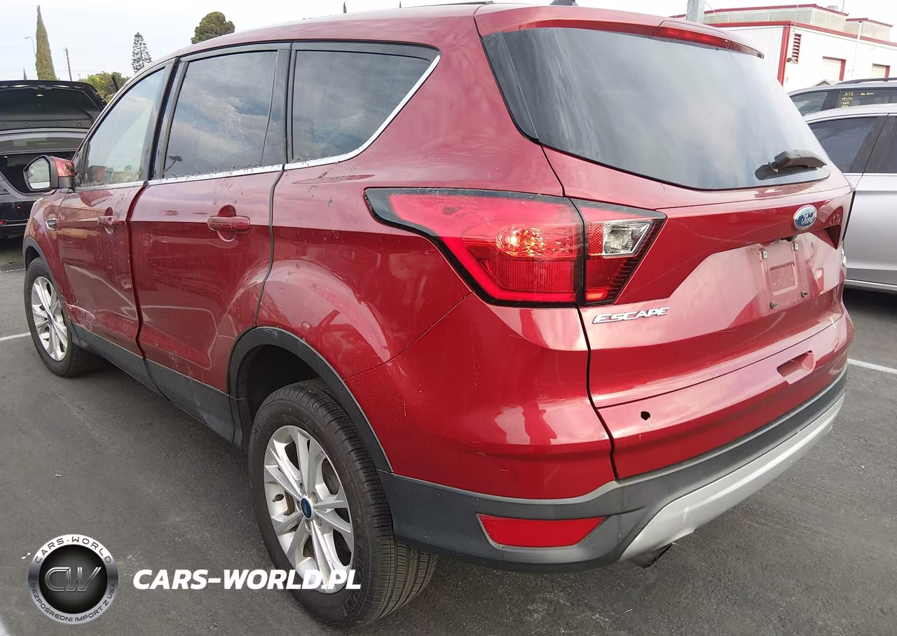 2019 Ford Escape Se VIN:1FMCU0GD7KUA54963 - 3