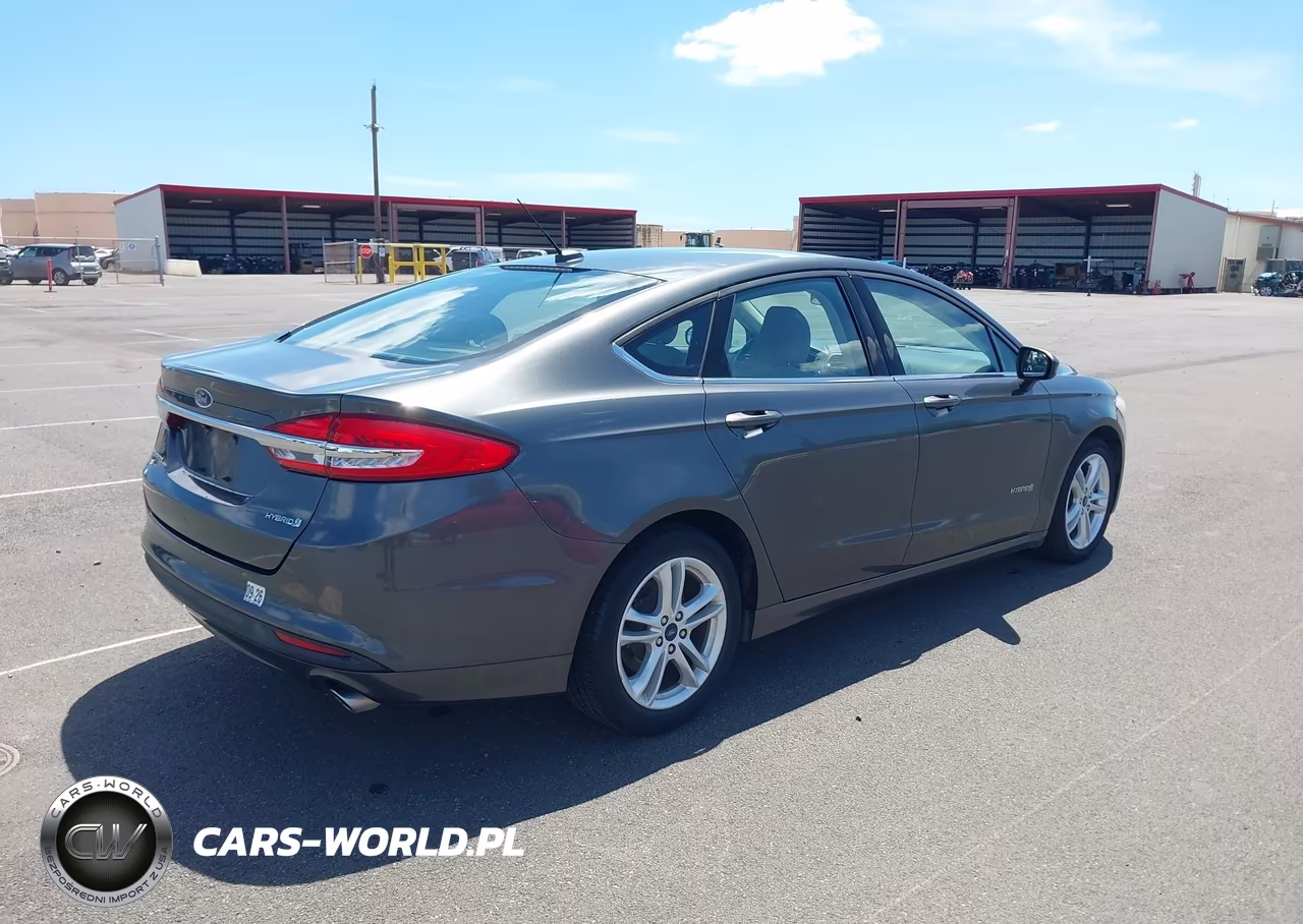 2018 Ford Fusion Hybrid S VIN:3FA6P0UU3JR101267 - 4
