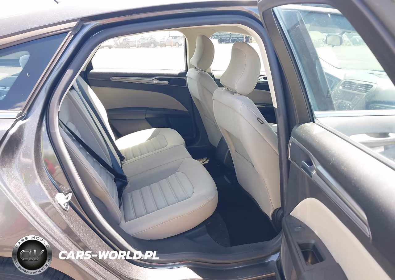 2018 Ford Fusion Hybrid S VIN:3FA6P0UU3JR101267 - 8