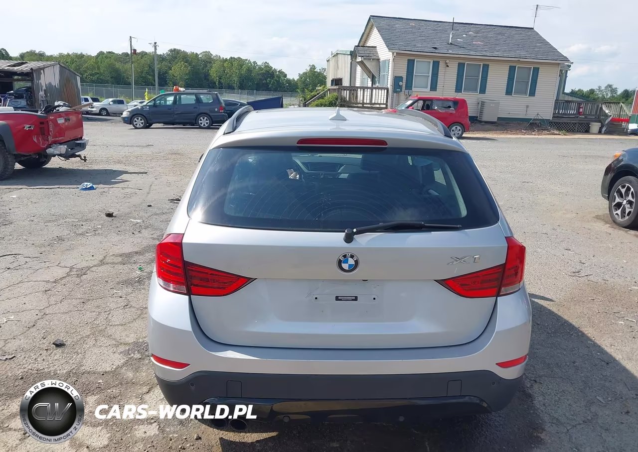2015 BMW X1 xDrive35I VIN:WBAVM5C51FVV94492 - 16