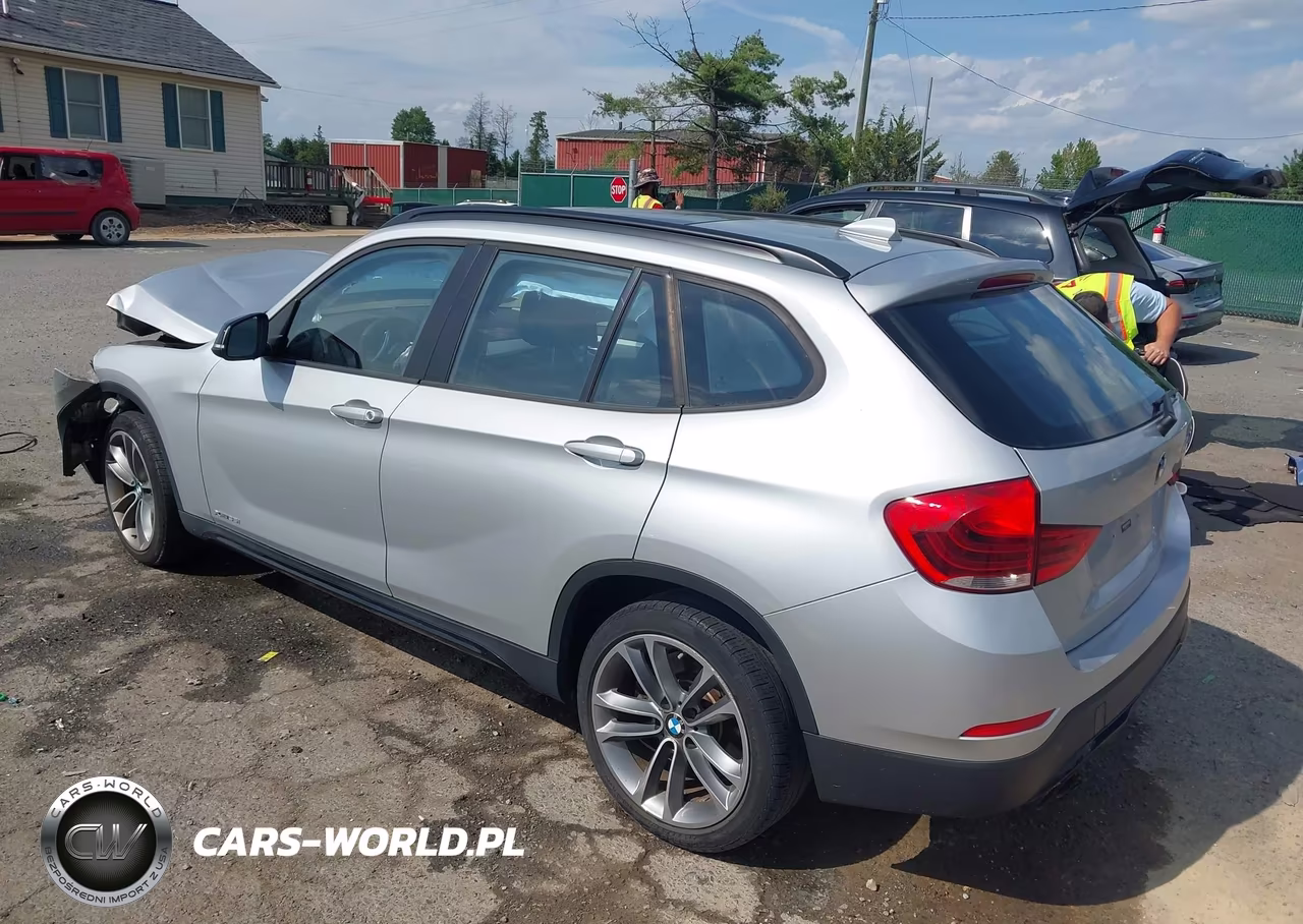 2015 BMW X1 xDrive35I VIN:WBAVM5C51FVV94492 - 3