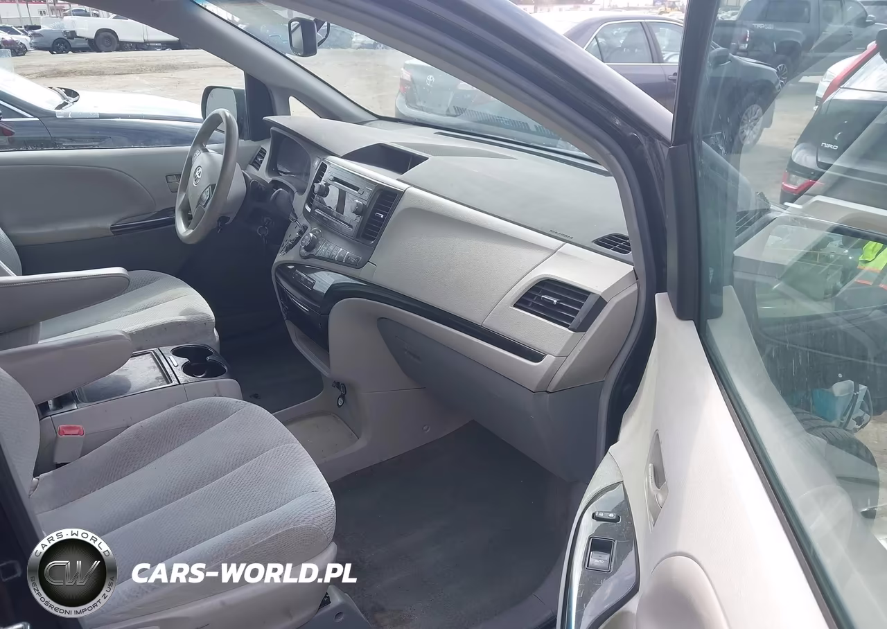 2013 Toyota Sienna Le V6 8 Passenger VIN:5TDKK3DC9DS320333 - 5