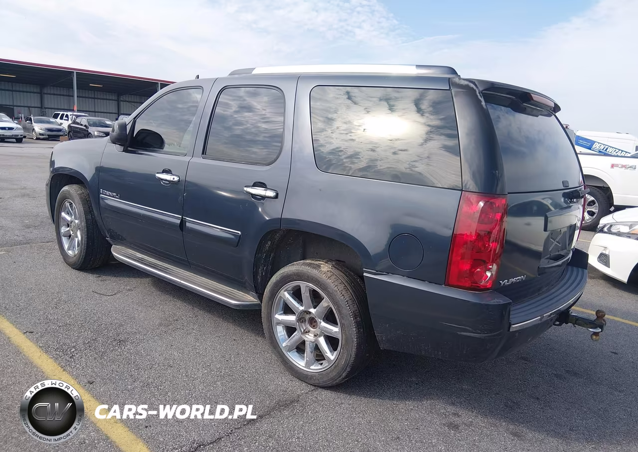 2008 GMC Yukon Denali VIN:1GKEC638X8J167445 - 3
