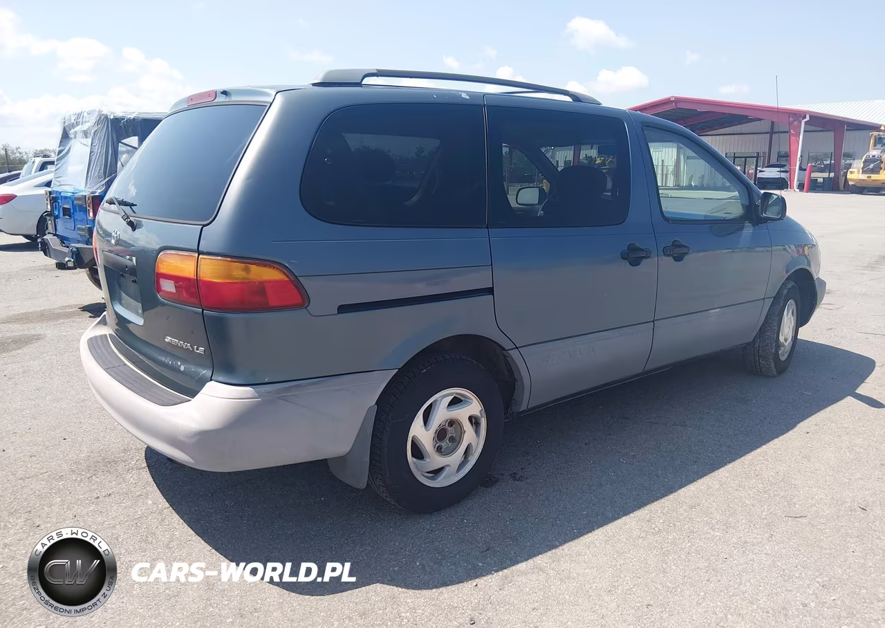 2000 Toyota Sienna Le VIN:4T3ZF13C0YU272153 - 4