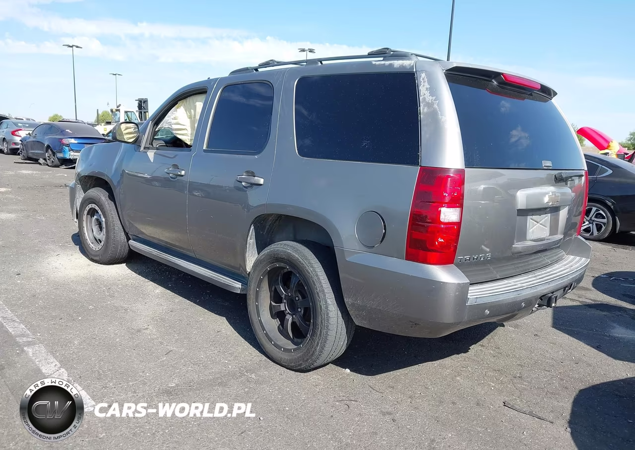 2007 Chevrolet Tahoe Lt VIN:1GNFC13037J380241 - 3