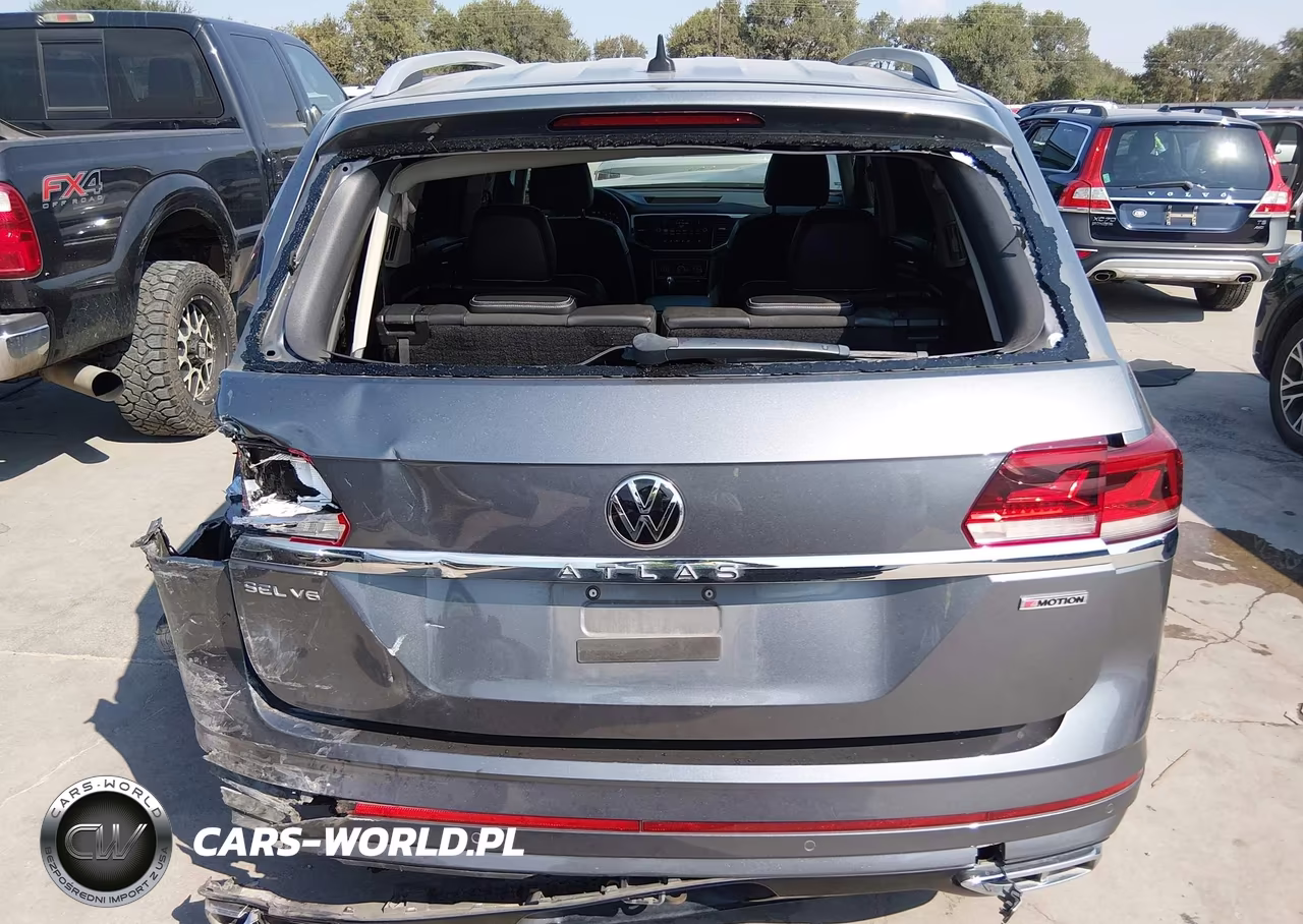 2022 Volkswagen Atlas 3.6L V6 Sel R-Line VIN:1V2AR2CAXNC545895 - 17