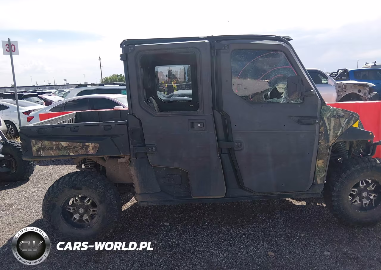 2016 Polaris Ranger Crew Xp 900-6 Eps VIN:3NSRVE879GG831699 - 13