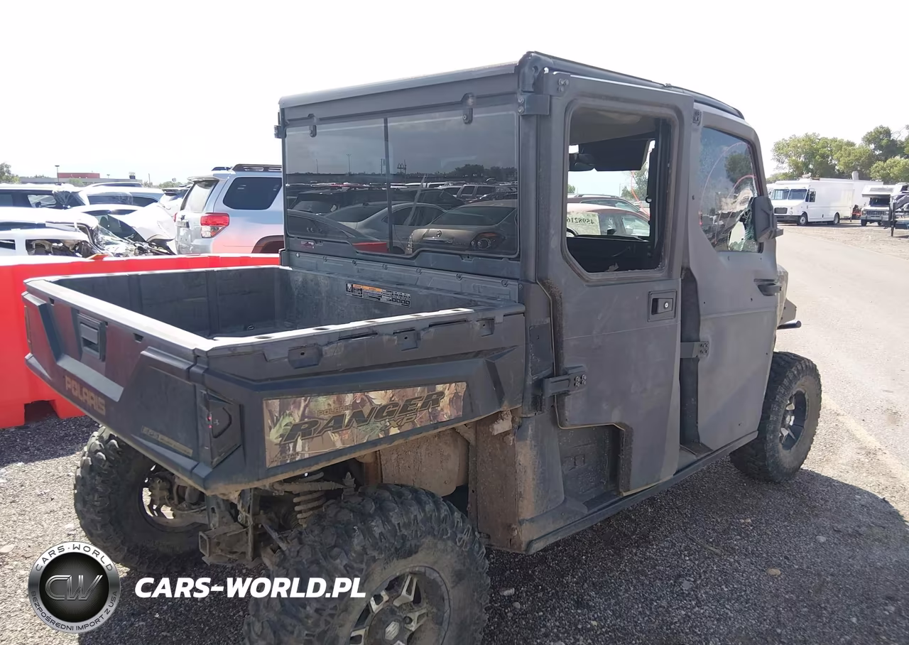 2016 Polaris Ranger Crew Xp 900-6 Eps VIN:3NSRVE879GG831699 - 4