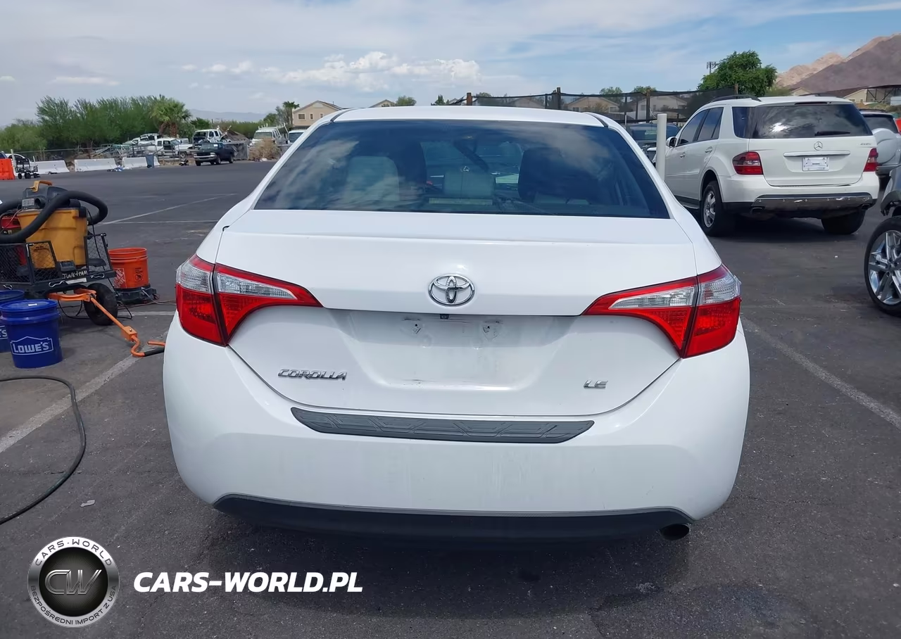 2016 Toyota Corolla Le VIN:2T1BURHE2GC541441 - 17