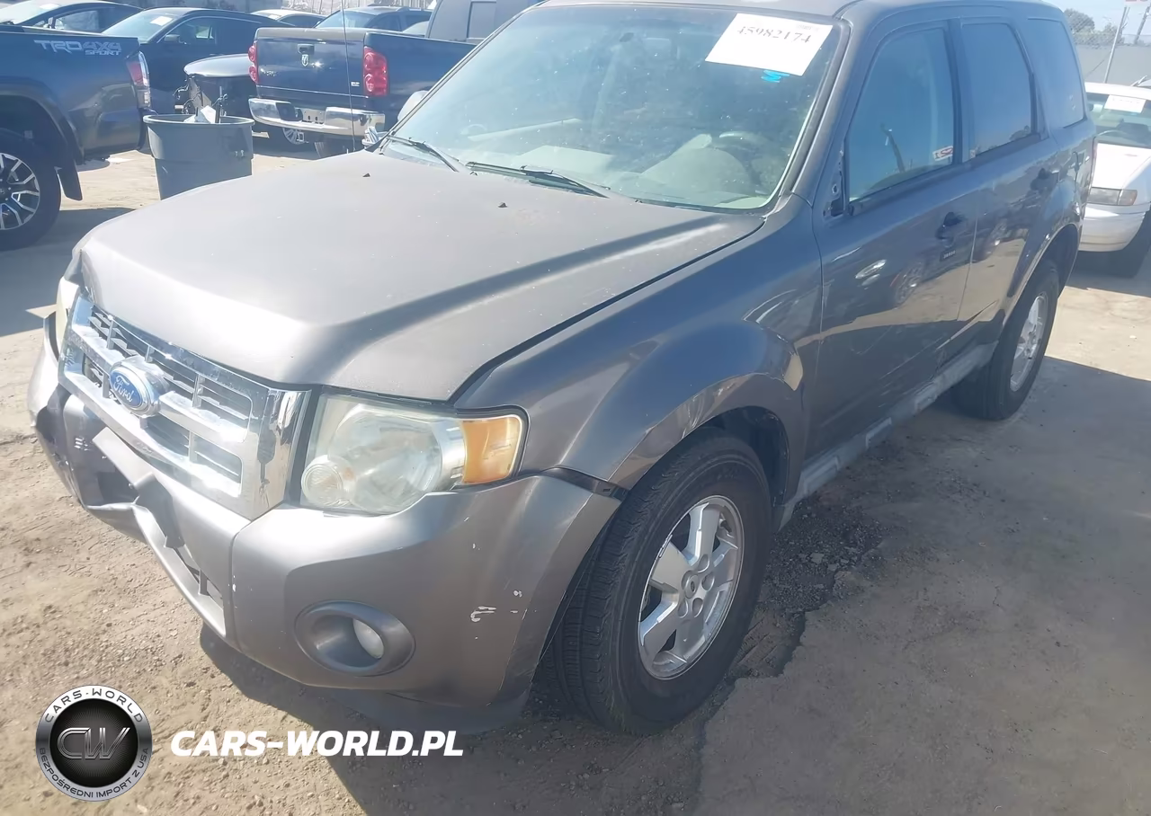 2011 Ford Escape Xlt VIN:1FMCU0D70BKC10898 - 6