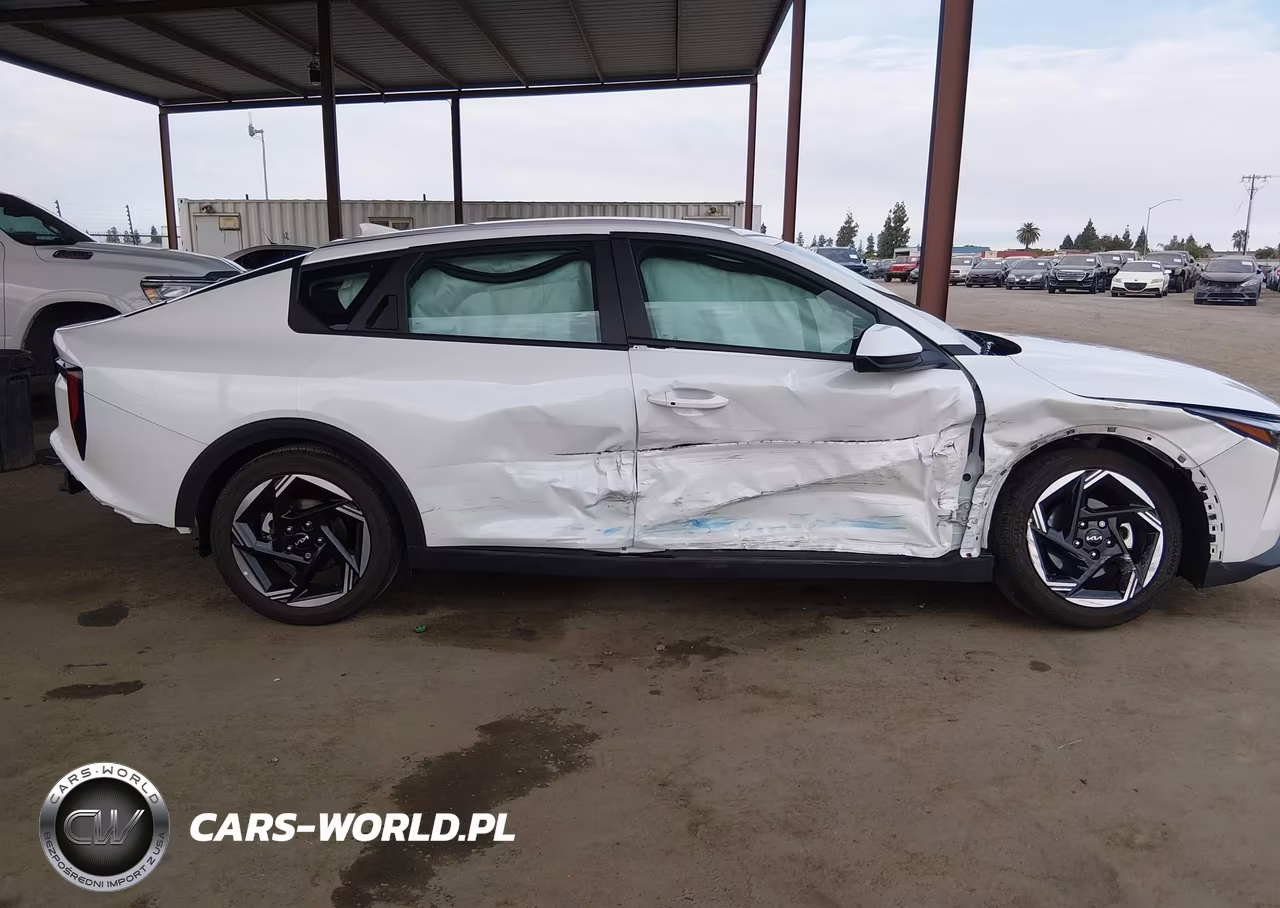 2025 Kia K4 Ex VIN:3KPFU4DE5SE126019 - 14