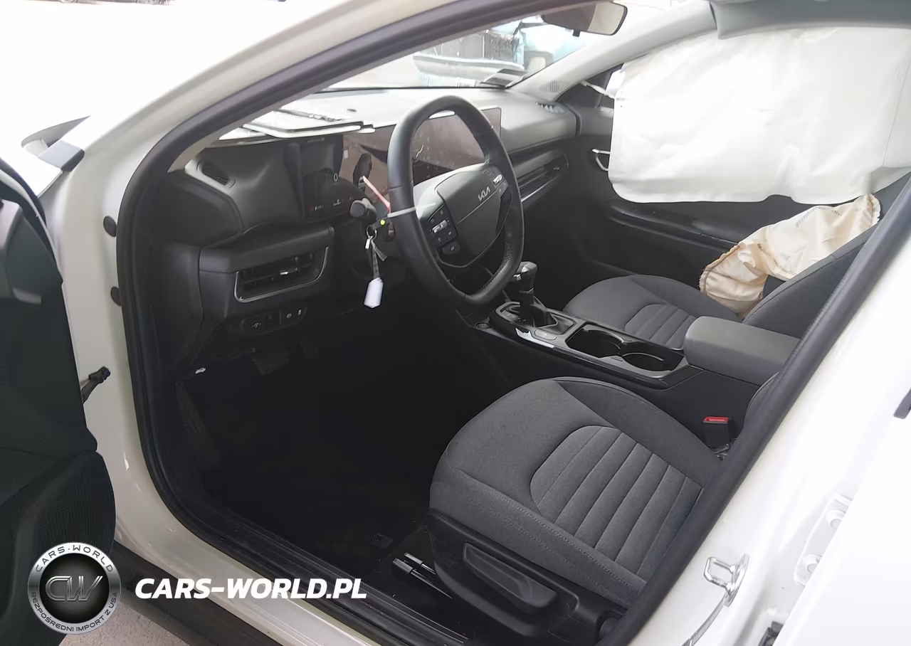 2025 Kia K4 Ex VIN:3KPFU4DE5SE126019 - 5