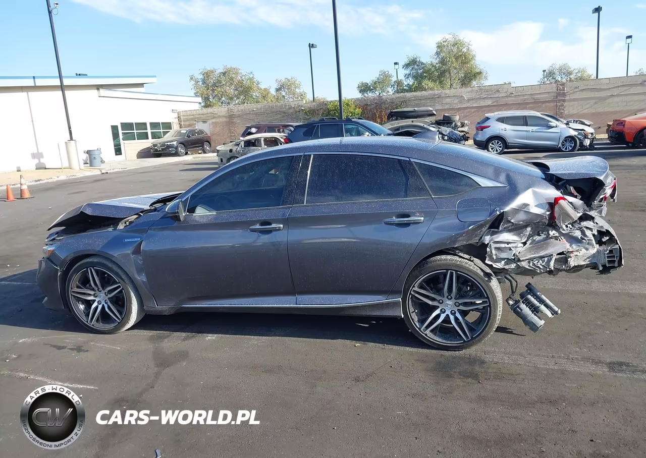 2022 Honda Accord Hybrid Touring VIN:1HGCV3F95NA027879 - 15