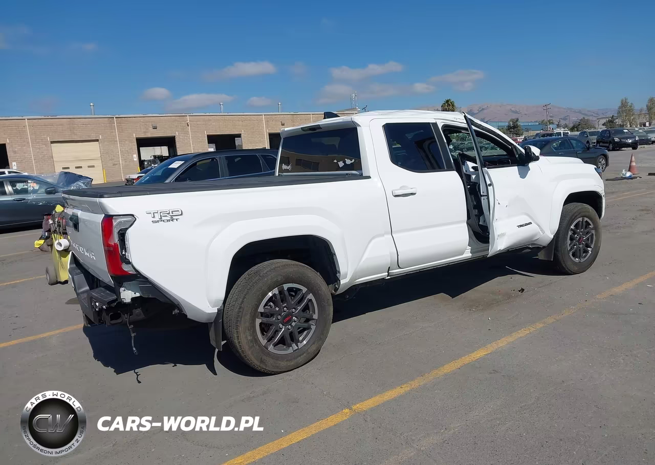 2024 Toyota Tacoma Trd Sport VIN:3TMLB5FN8RM017131 - 4