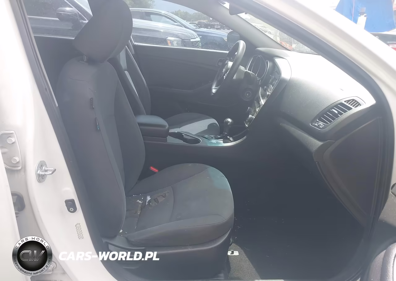 2015 Kia Optima Lx VIN:KNAGM4A70F5664345 - 5