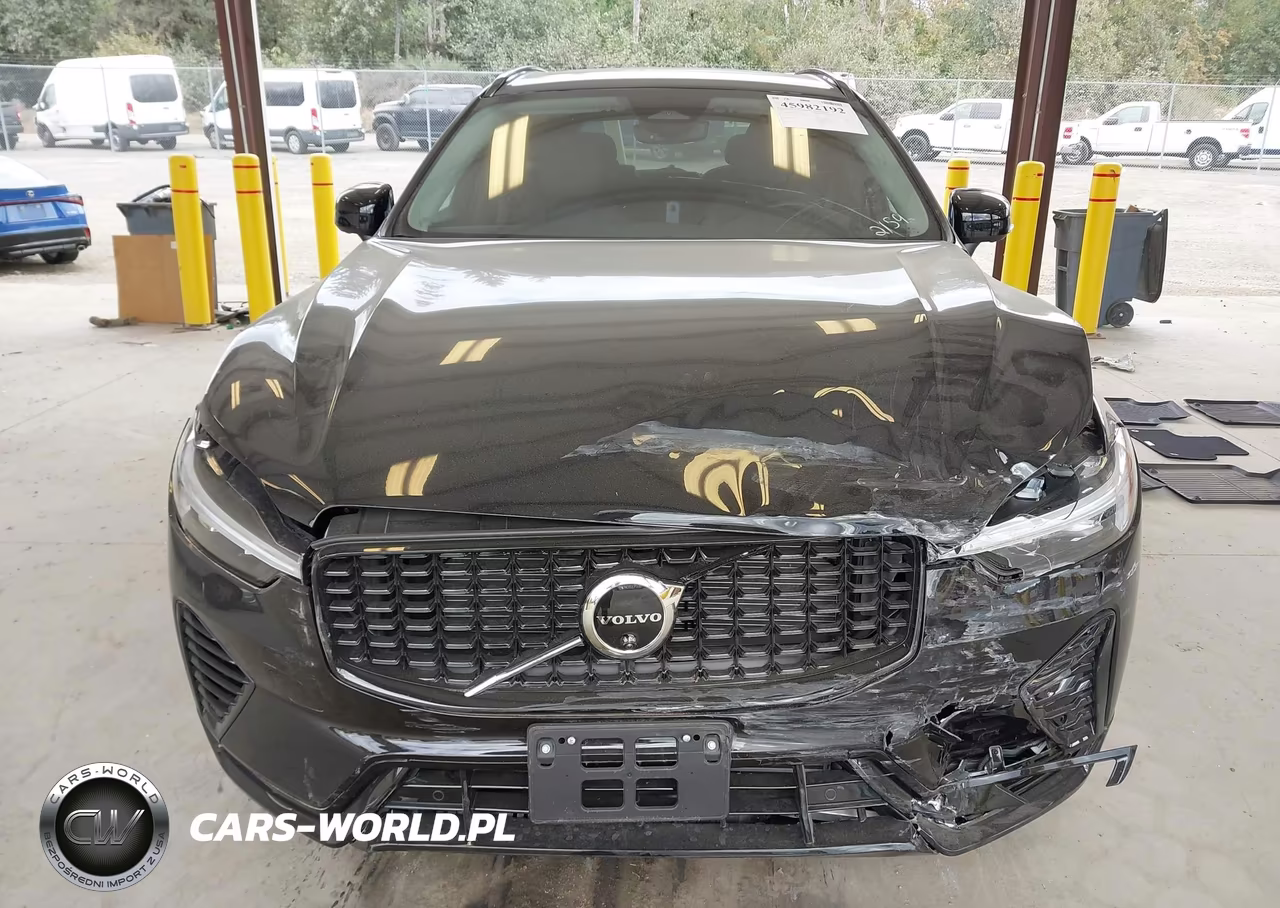 2025 Volvo Xc60 Plug-In Hybrid Plus, T8 Awd Electric-Gasoline, Dark VIN:YV4H60RC7S1102159 - 12