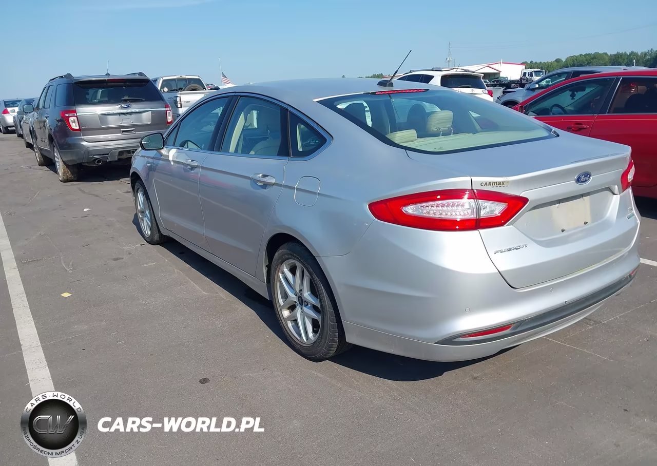2014 Ford Fusion Se VIN:1FA6P0HD4E5394194 - 3