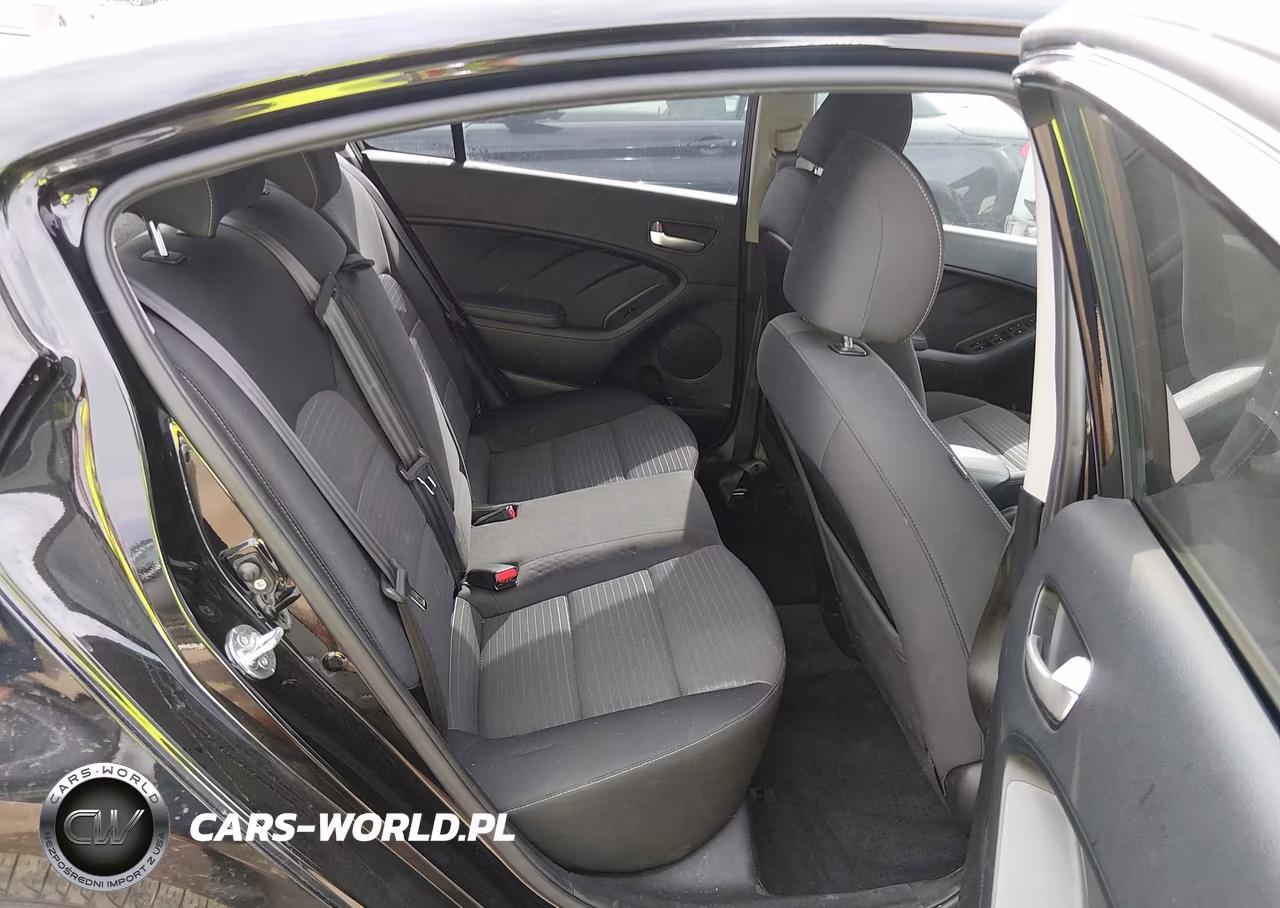 2017 Kia Forte Lx VIN:3KPFL4A7XHE123389 - 8