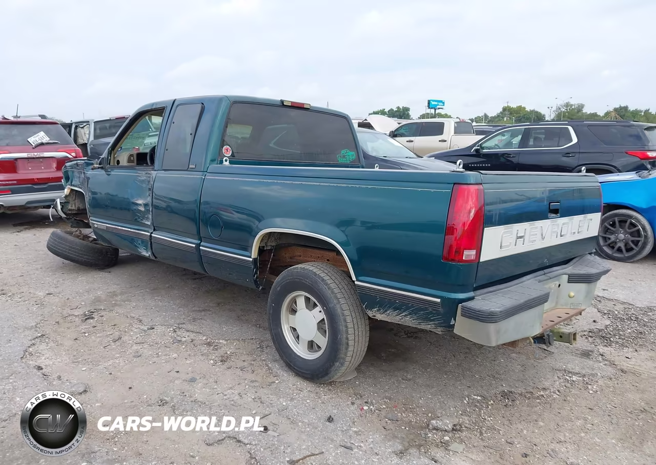 1997 Chevrolet C1500 Fleetside VIN:1GCEC19R2VE100759 - 3