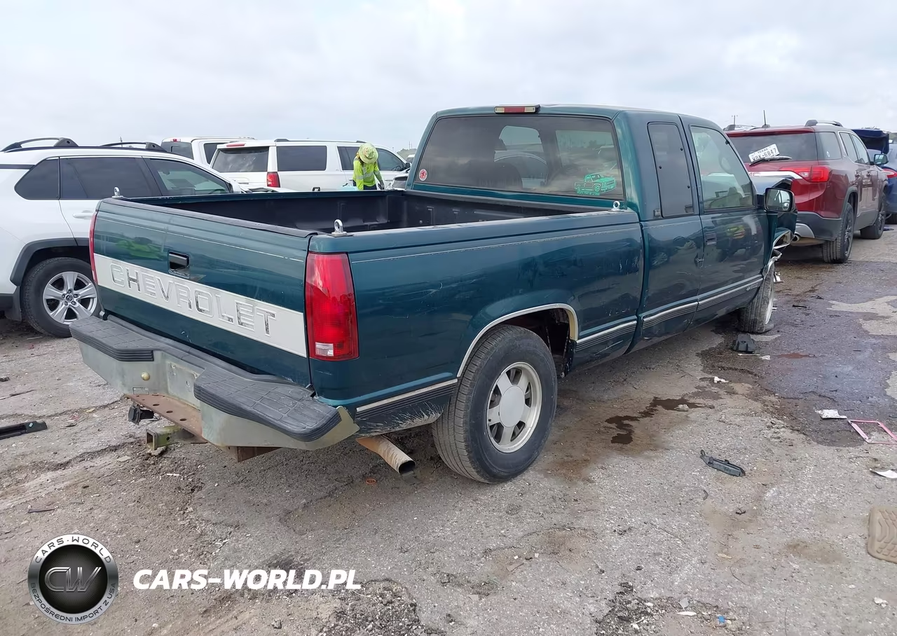 1997 Chevrolet C1500 Fleetside VIN:1GCEC19R2VE100759 - 4