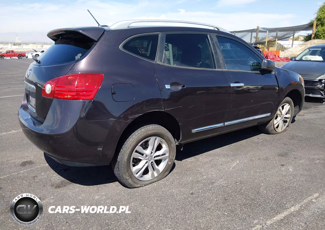 2015 Nissan Rogue Select S VIN:JN8AS5MT0FW656645 - 4
