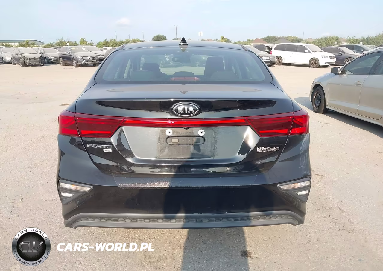 2020 Kia Forte Fe VIN:3KPF24AD6LE145018 - 16