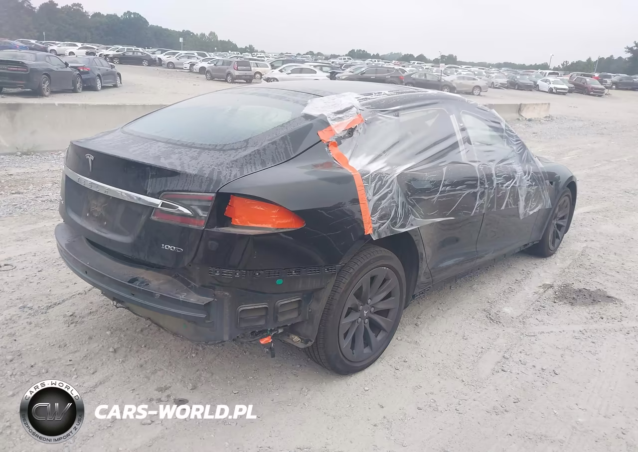 2018 Tesla Model S VIN:5YJSA1E2XJF273374 - 4