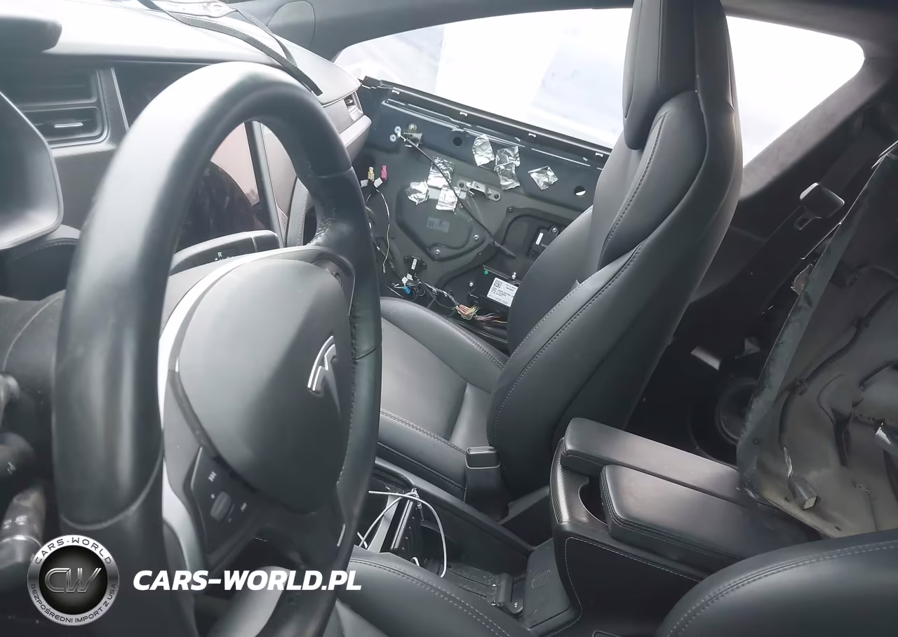 2018 Tesla Model S VIN:5YJSA1E2XJF273374 - 7