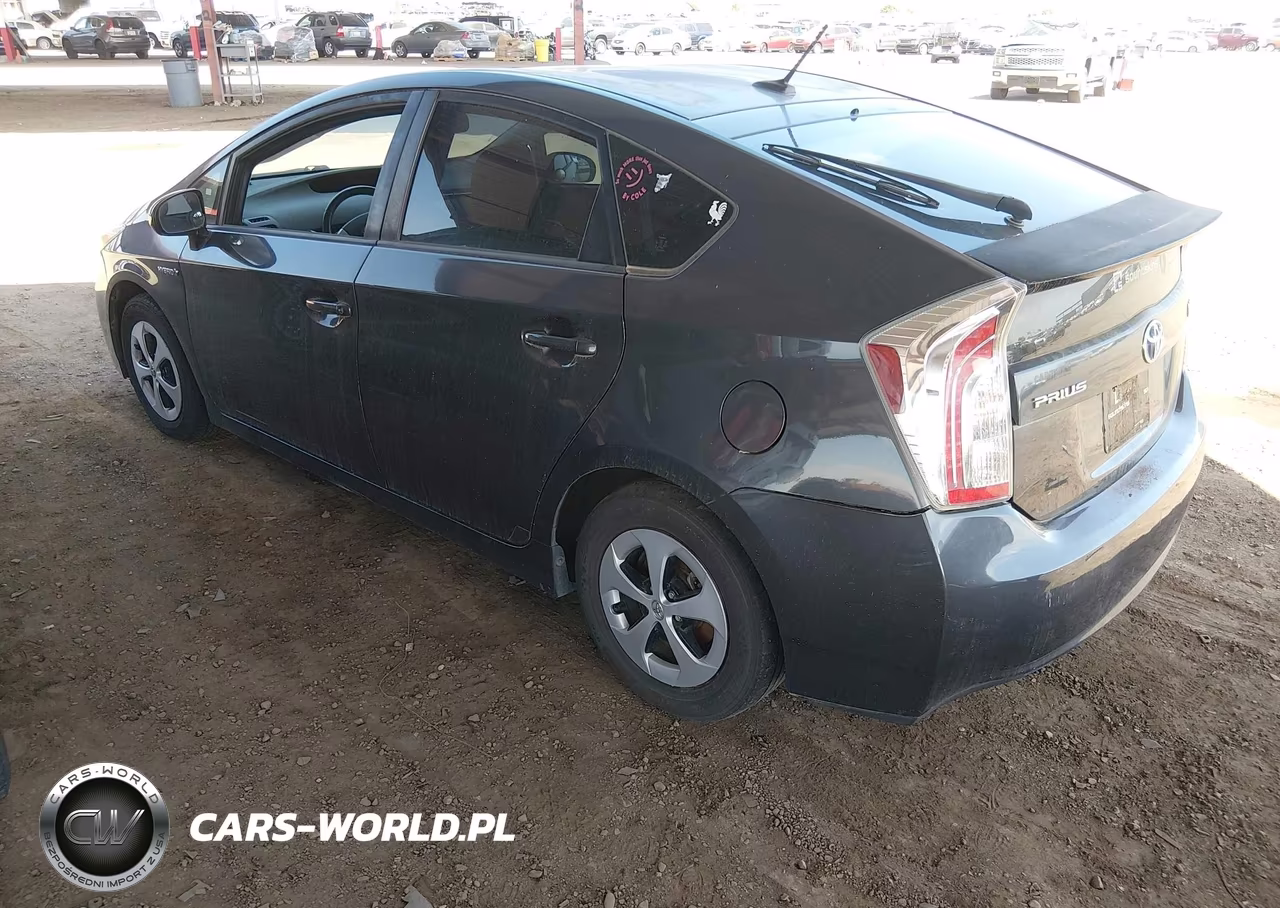 2014 Toyota Prius Four VIN:JTDKN3DU5E1752254 - 3