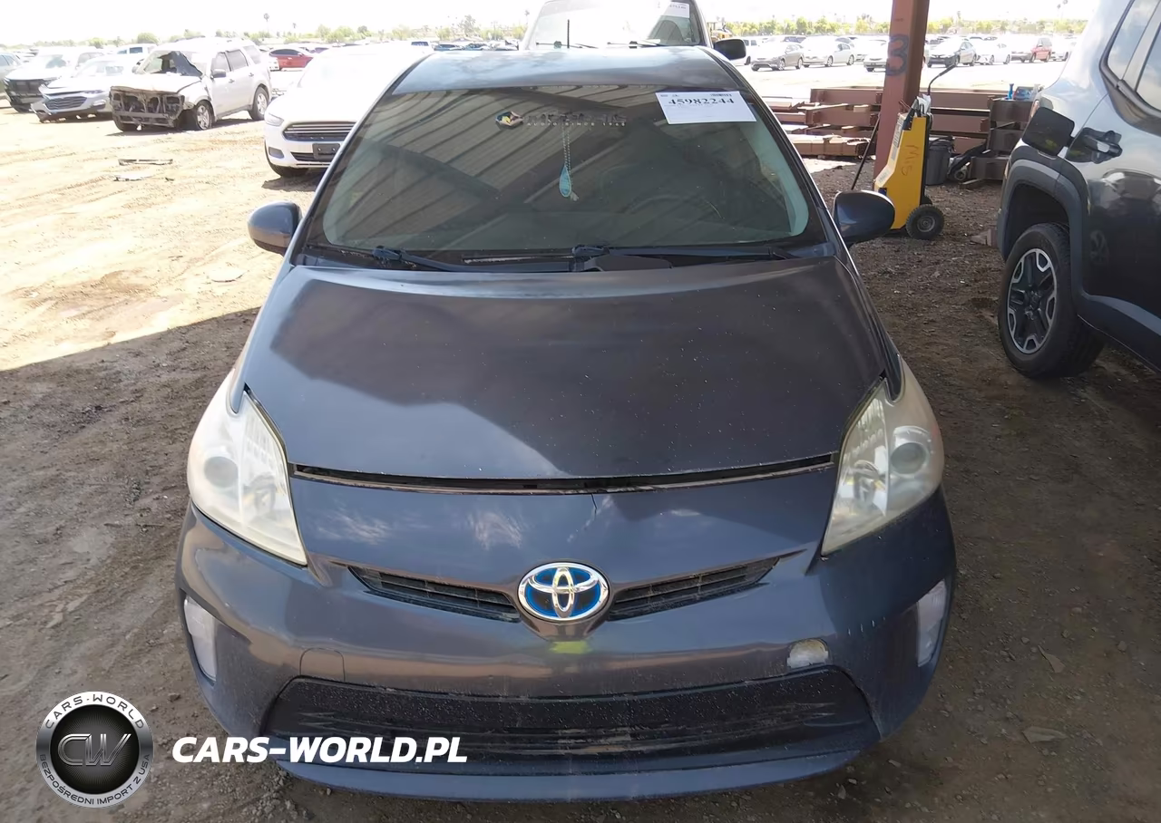 2014 Toyota Prius Four VIN:JTDKN3DU5E1752254 - 6