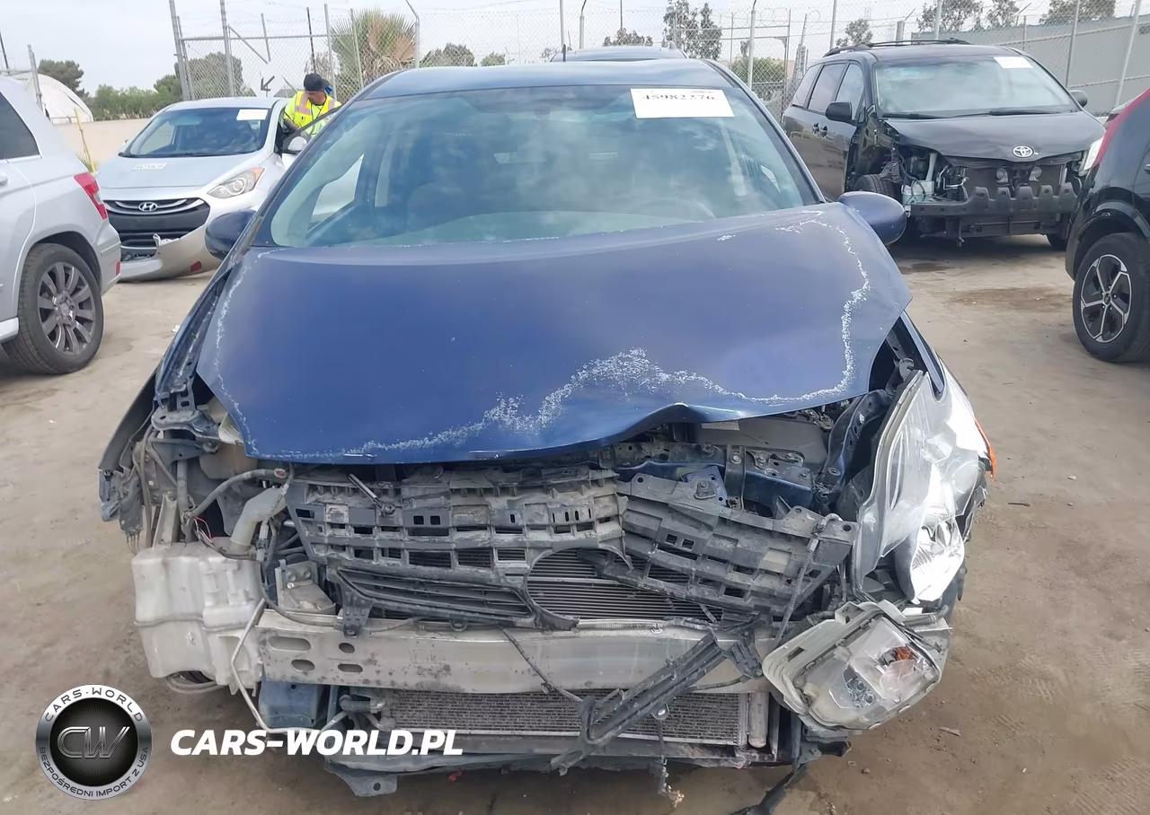 2013 Toyota Prius Three VIN:JTDKN3DU5D1731175 - 12