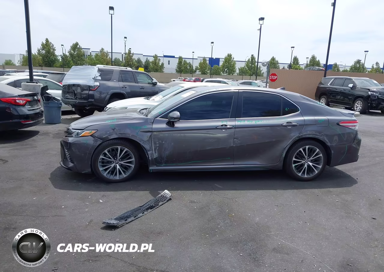 2019 Toyota Camry Se VIN:4T1B11HK8KU836986 - 14