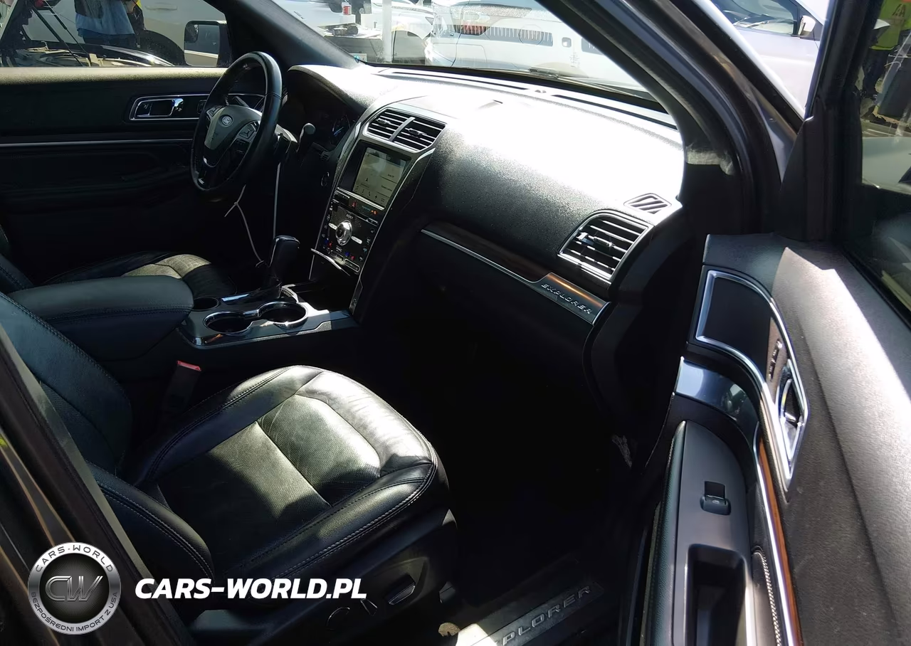 2017 Ford Explorer Limited VIN:1FM5K7F8XHGB81581 - 5