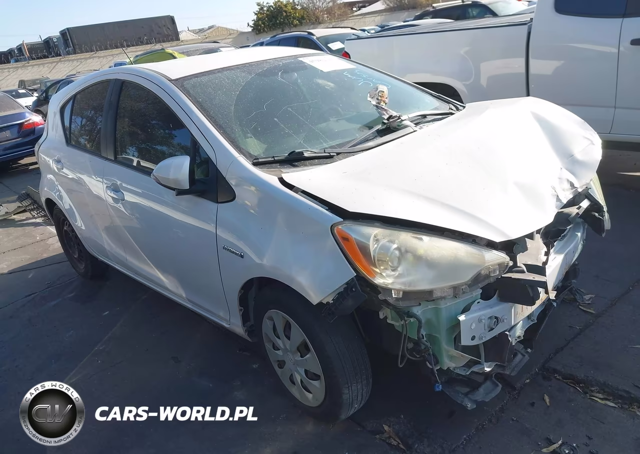 2013 Toyota Prius C Three