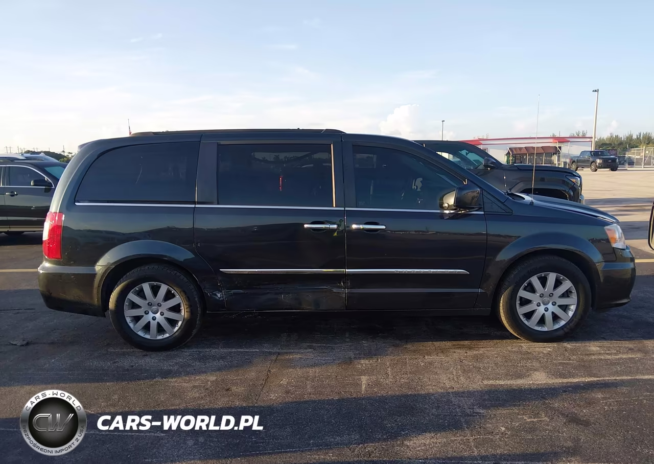 2014 Chrysler Town & Country Touring VIN:2C4RC1BG0ER358677 - 13