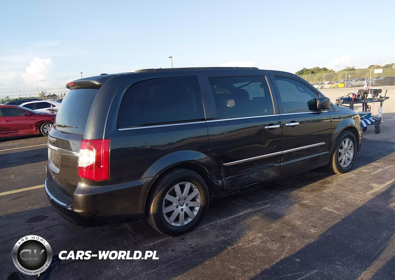 2014 Chrysler Town & Country Touring VIN:2C4RC1BG0ER358677 - 4