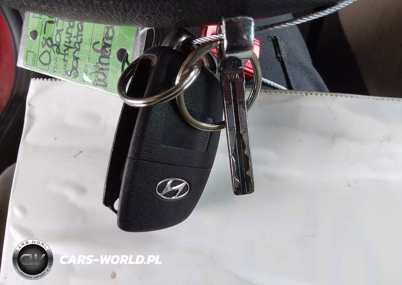 2017 Hyundai Sonata Sport VIN:5NPE34AF2HH482640 - 11