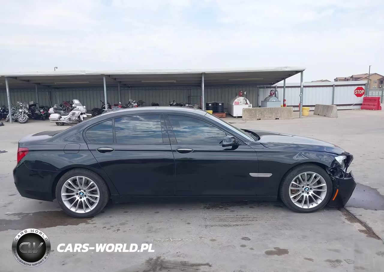 2014 BMW 750I VIN:WBAYA8C55ED825003 - 14