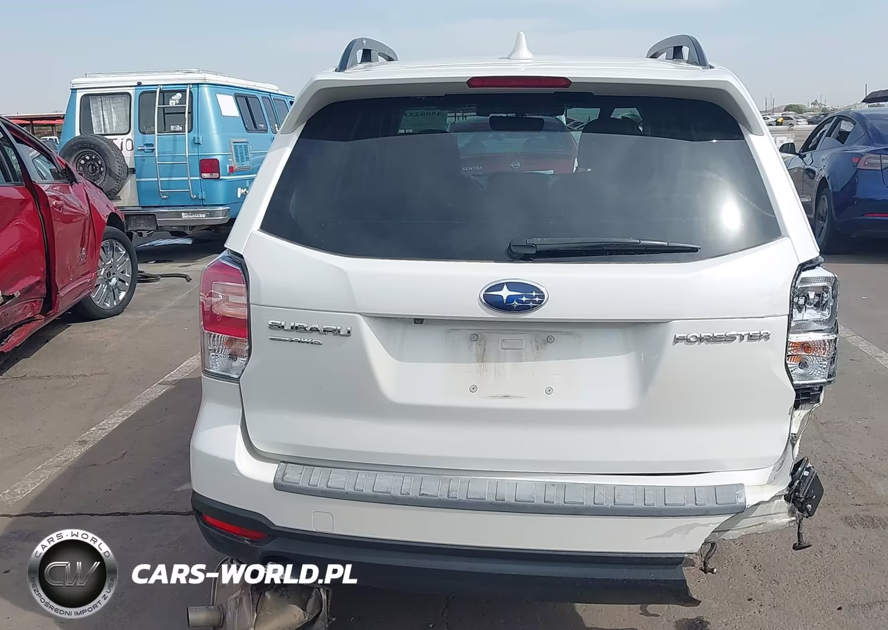 2018 Subaru Forester 2.5I Premium VIN:JF2SJAGC7JH569511 - 17