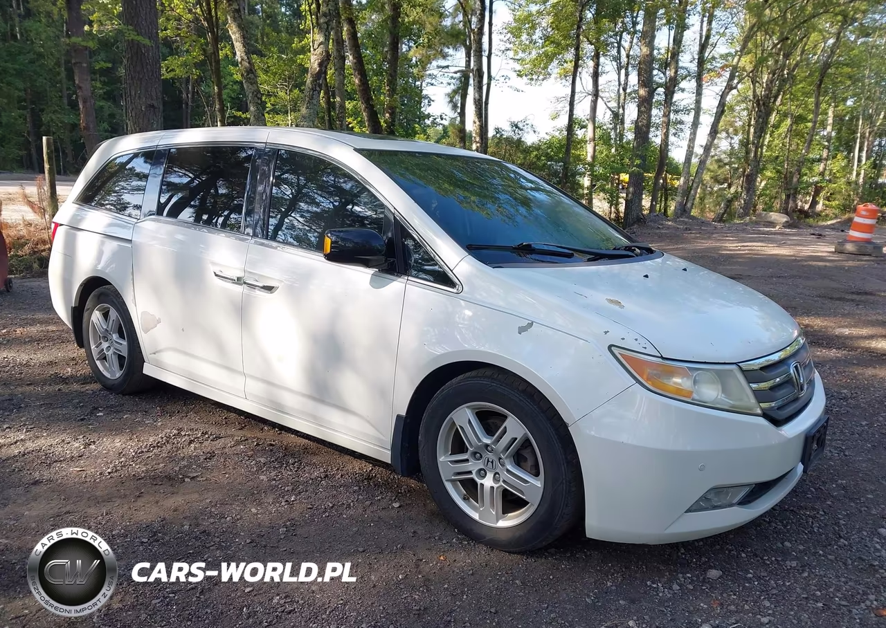 2013 Honda Odyssey Touring-Touring Elite – zdjęcie 1 z 16