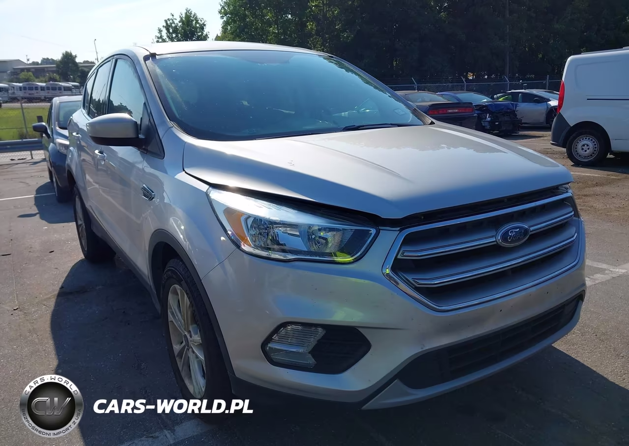2017 Ford Escape Se VIN:1FMCU0GD4HUE71403 - 6