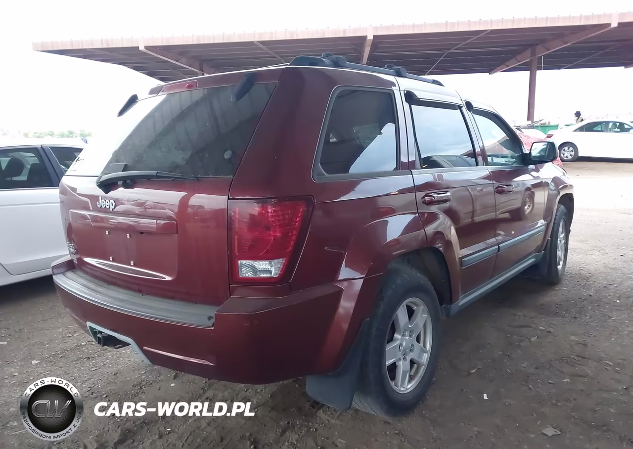2007 Jeep Grand Cherokee Laredo VIN:1J8GR48K47C567878 - 4