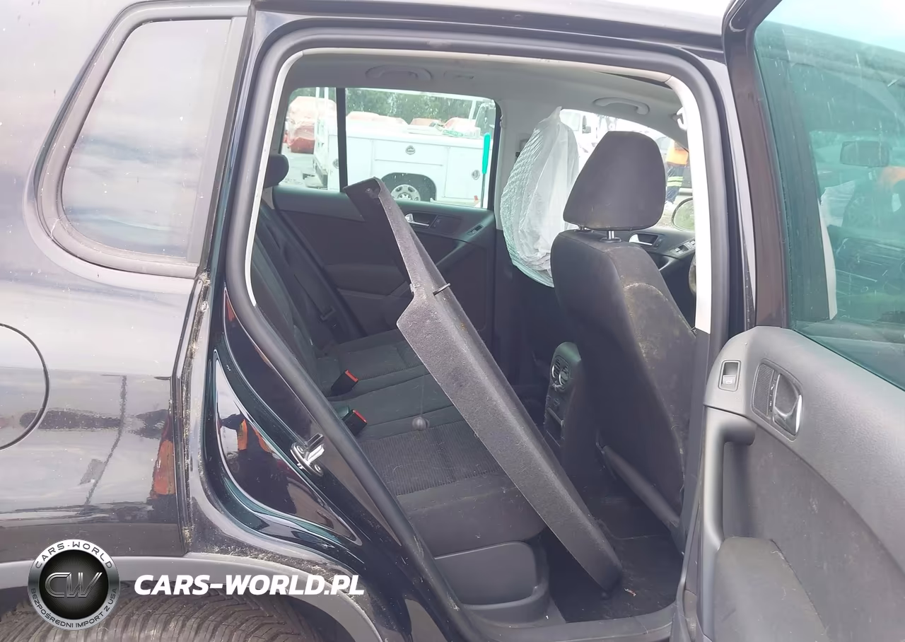 2012 Volkswagen Tiguan S VIN:WVGBV7AX5CW605238 - 8