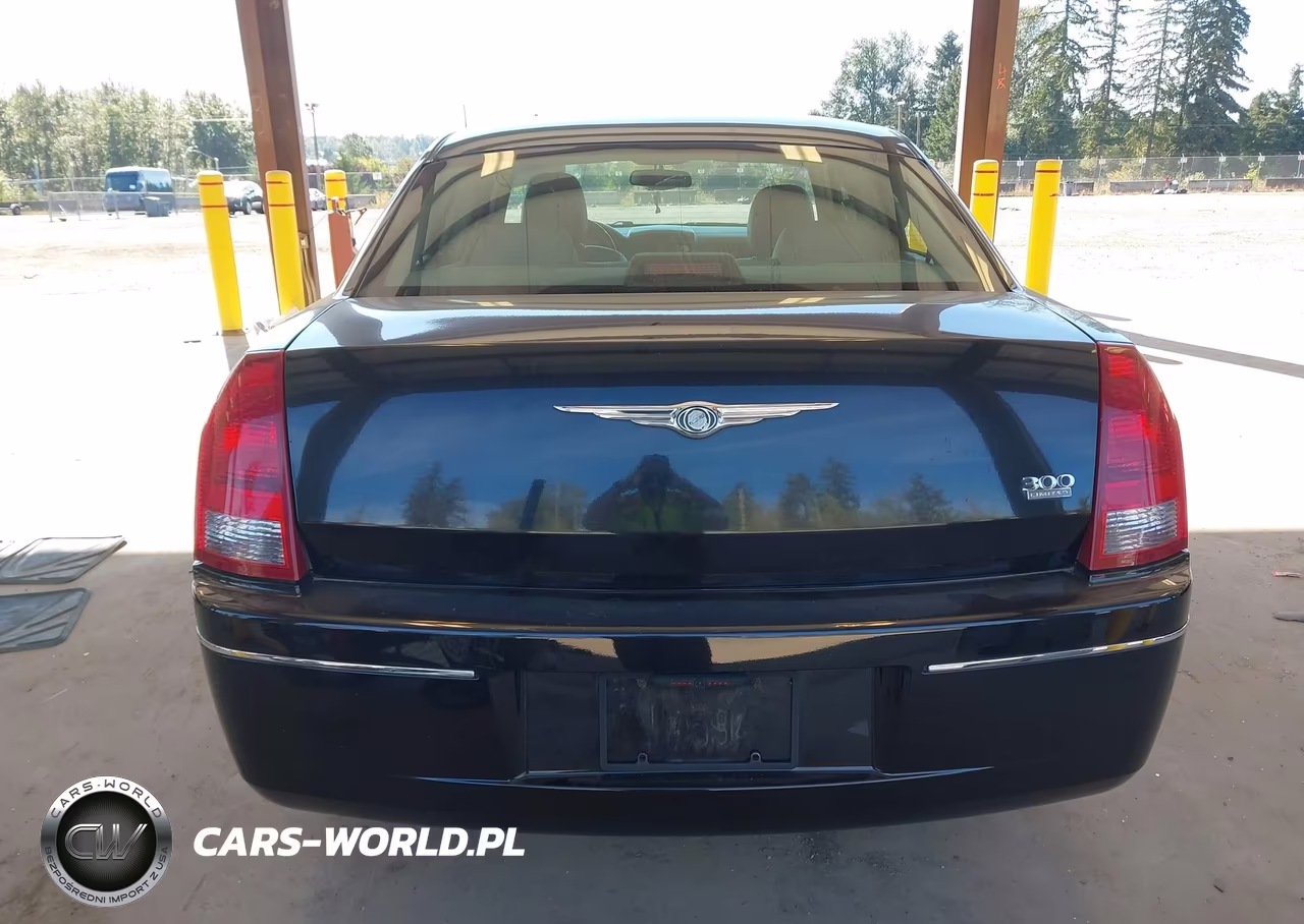2005 Chrysler 300 Touring VIN:2C3AA53G05H153573 - 16