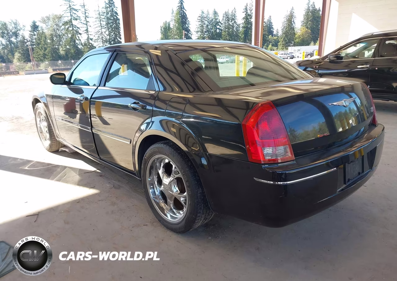 2005 Chrysler 300 Touring VIN:2C3AA53G05H153573 - 3