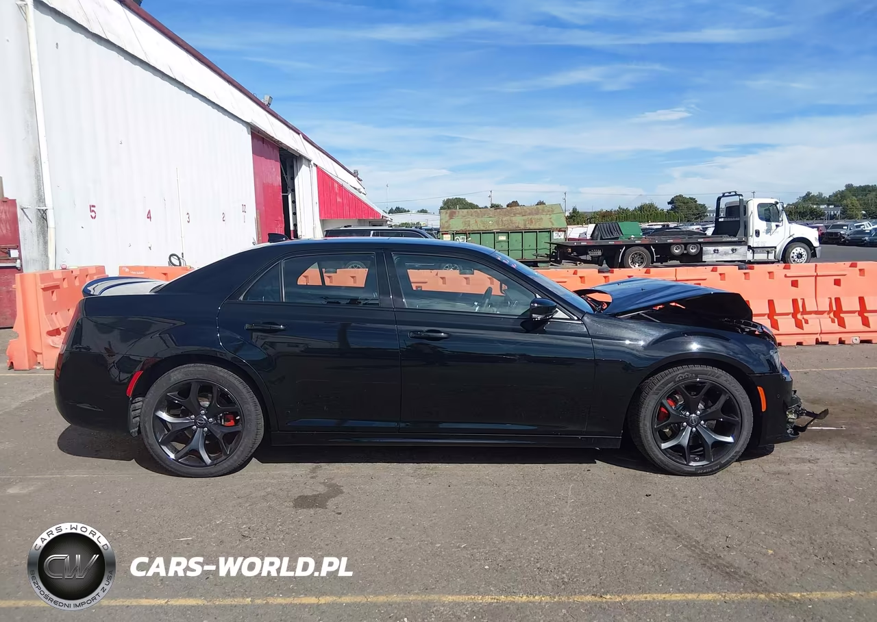 2022 Chrysler 300 S VIN:2C3CCABT0NH193792 - 13