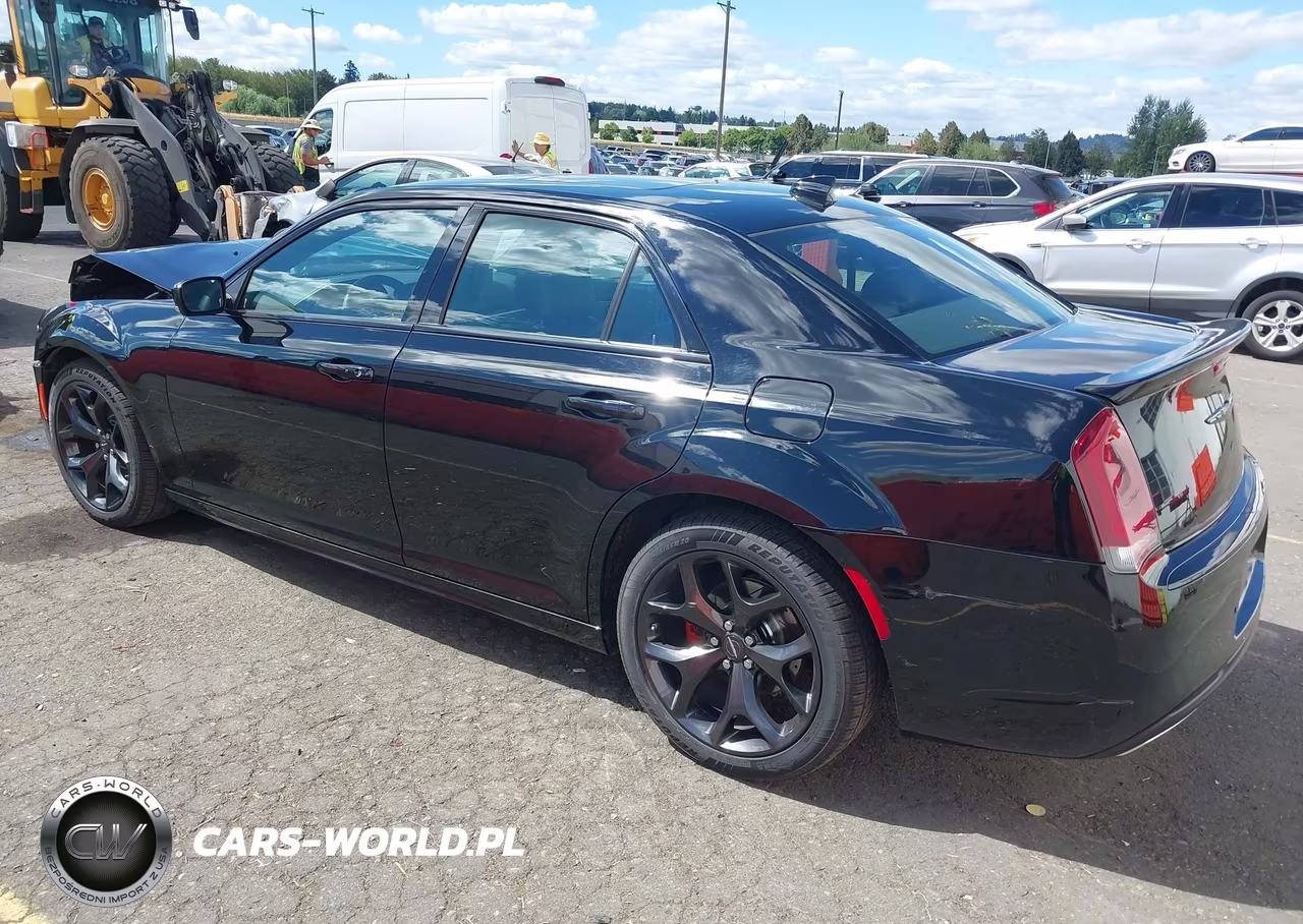 2022 Chrysler 300 S VIN:2C3CCABT0NH193792 - 3
