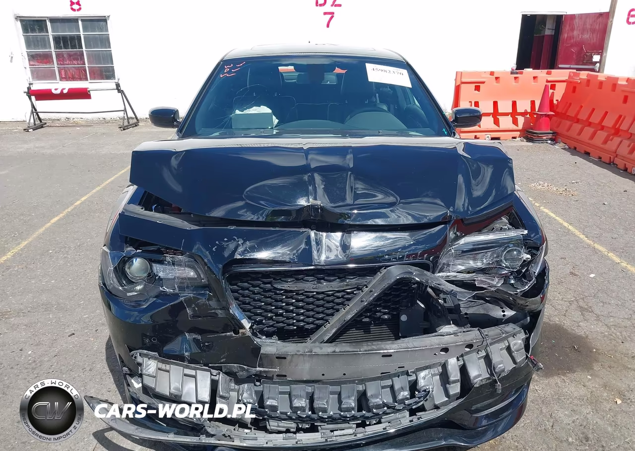 2022 Chrysler 300 S VIN:2C3CCABT0NH193792 - 6